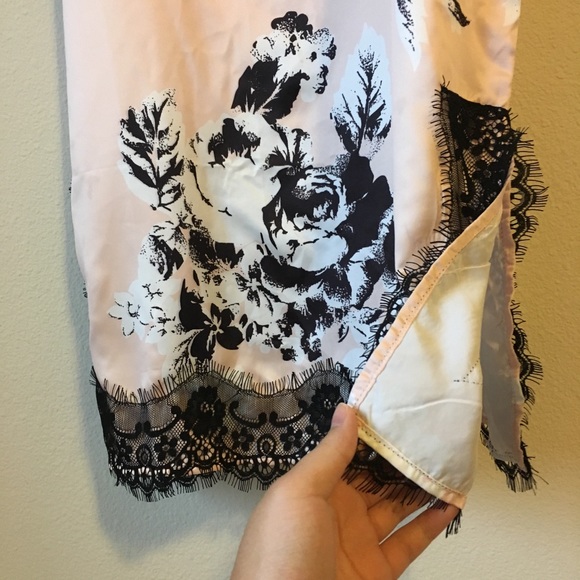 ⚡️SALE⚡️NWOT Nordstrom lingerie dress - Picture 3 of 6