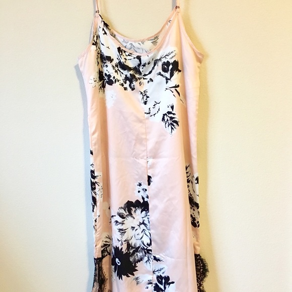 ⚡️SALE⚡️NWOT Nordstrom lingerie dress - Picture 6 of 6