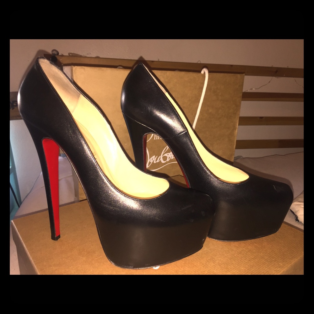 Christian Louboutin Daffodile 160 KID