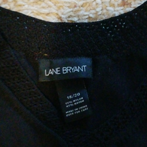 Excellent condition lane bryantWomen's v-neck tank - Picture 3 of 4