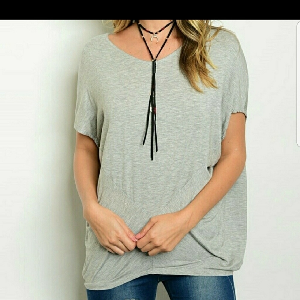 Gray tee for a night out or Causal weekend brunch