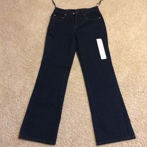 Jones New York never worn stretch jeans