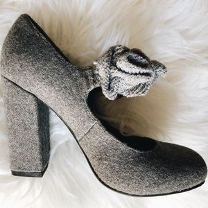 Rocket Dog Gray Textile Heels