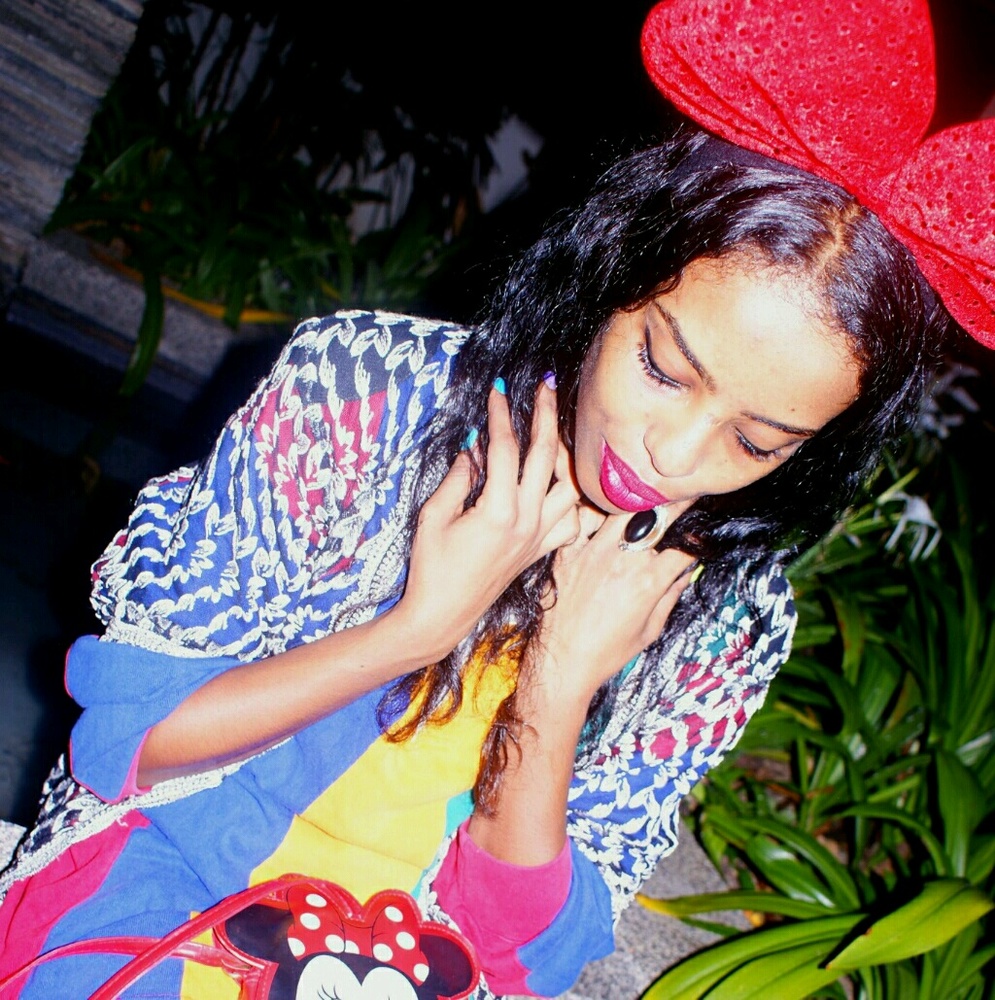 Meet your Posher, Amna