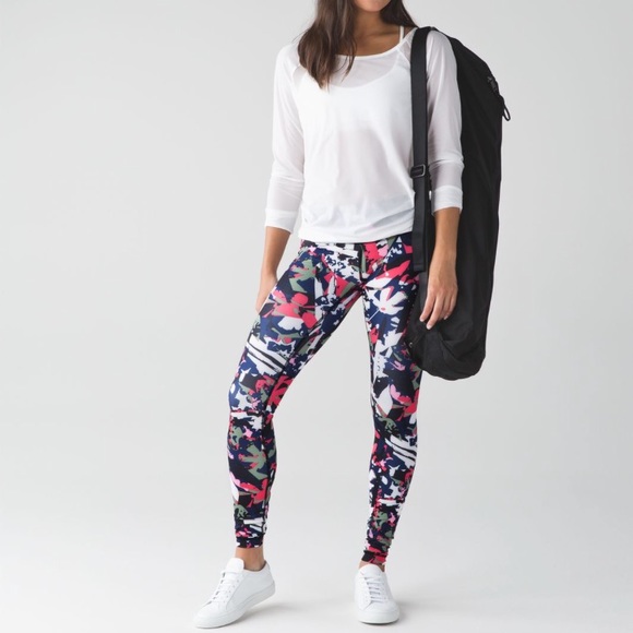 lululemon wunder under pant III - Picture 3 of 14