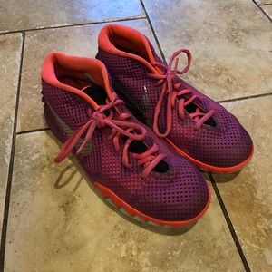 Nike Kyrie Basketball Sneakers worn 5x
