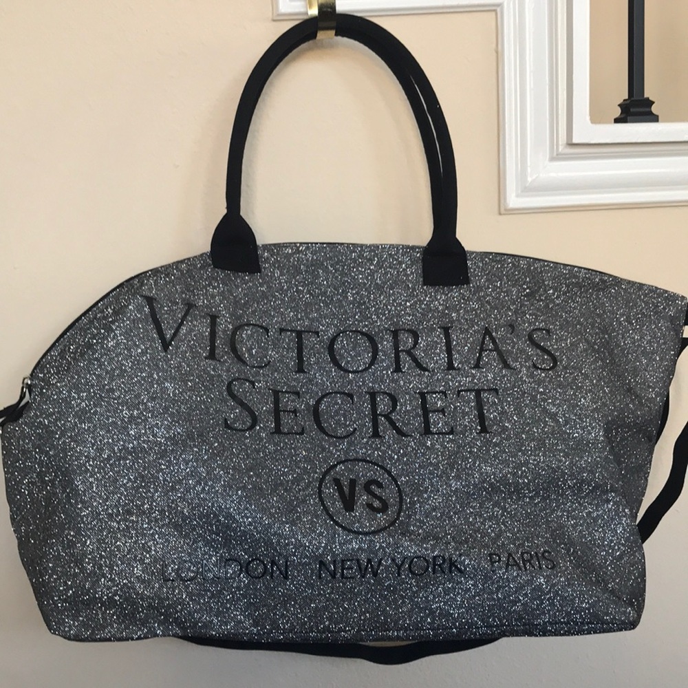 Victoria’s Secret travel bag.