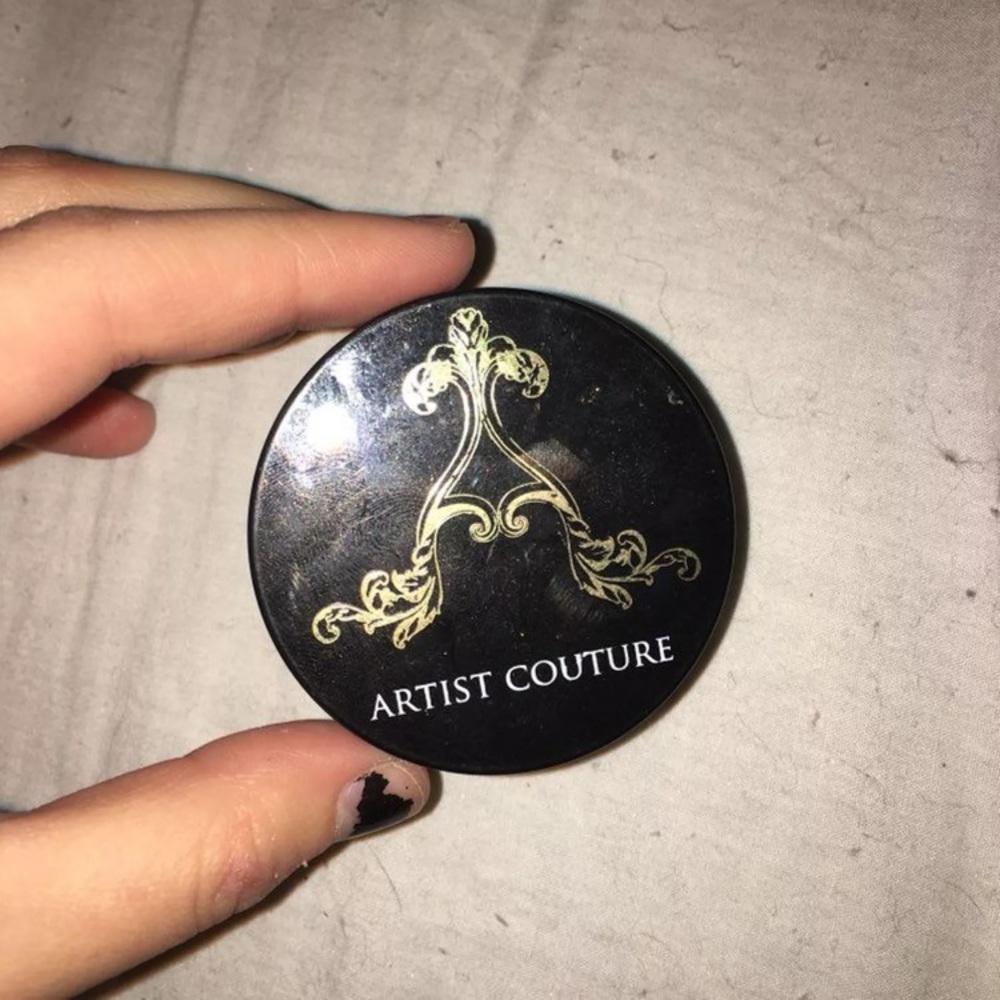 Artist coutour diamond glow powder