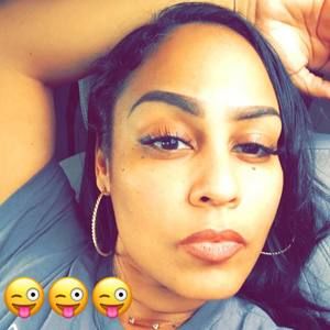 Meet your Posher, Denise