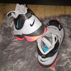 Nike Air Speed Turf