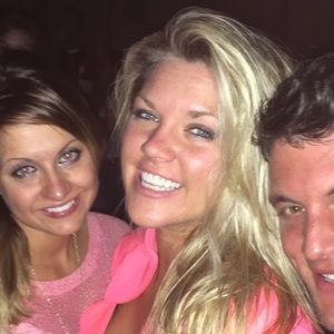 Meet your Posher, Hillary