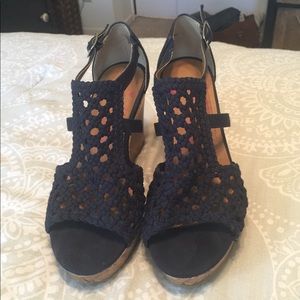 Jellypop navy wedges.