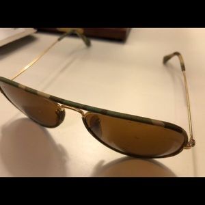 Women’s Ray bans Aviators