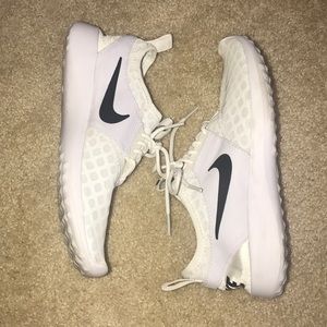 Nike Juvenates sz. 6.5