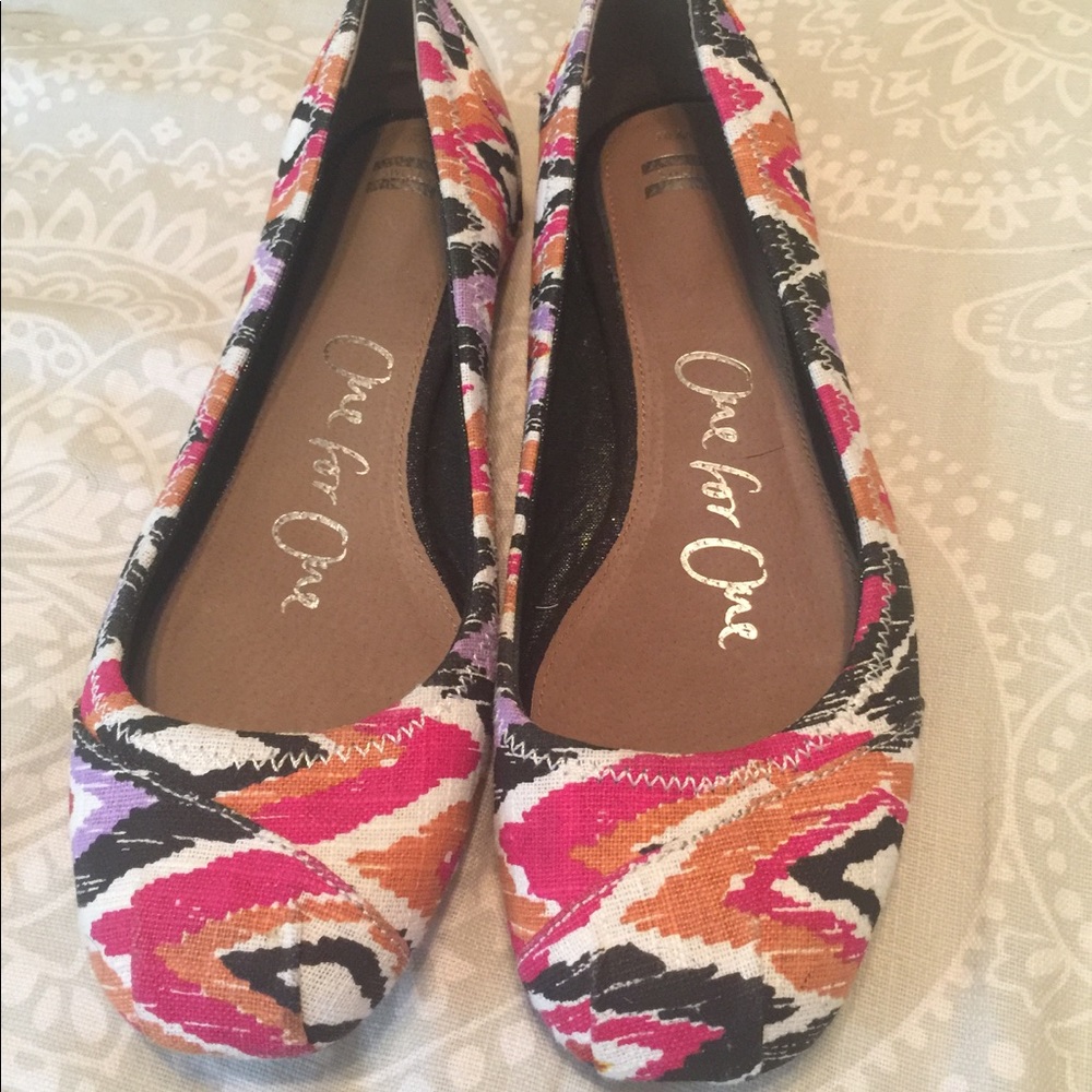 Toms multicolored ikat flats