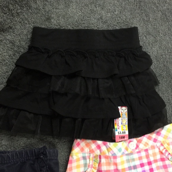 3 Pair Bundle Of Garanimals Bottoms 18 Months - Picture 2 of 6