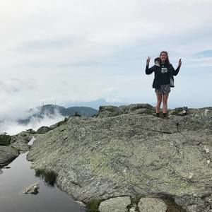 Meet your Posher, Jenni