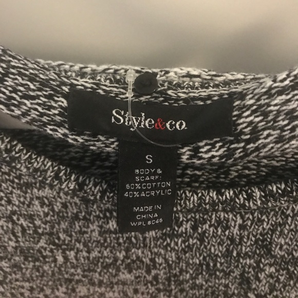 Sweater and matching scarf - Picture 4 of 6