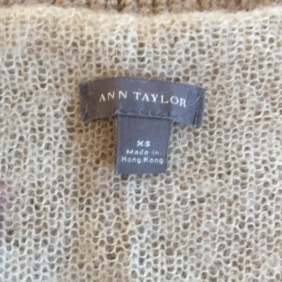 Ann Taylor Sweater - Picture 3 of 4