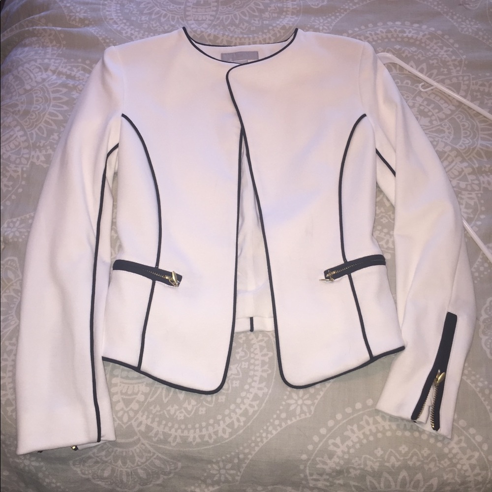 H&M white tuxedo blazer