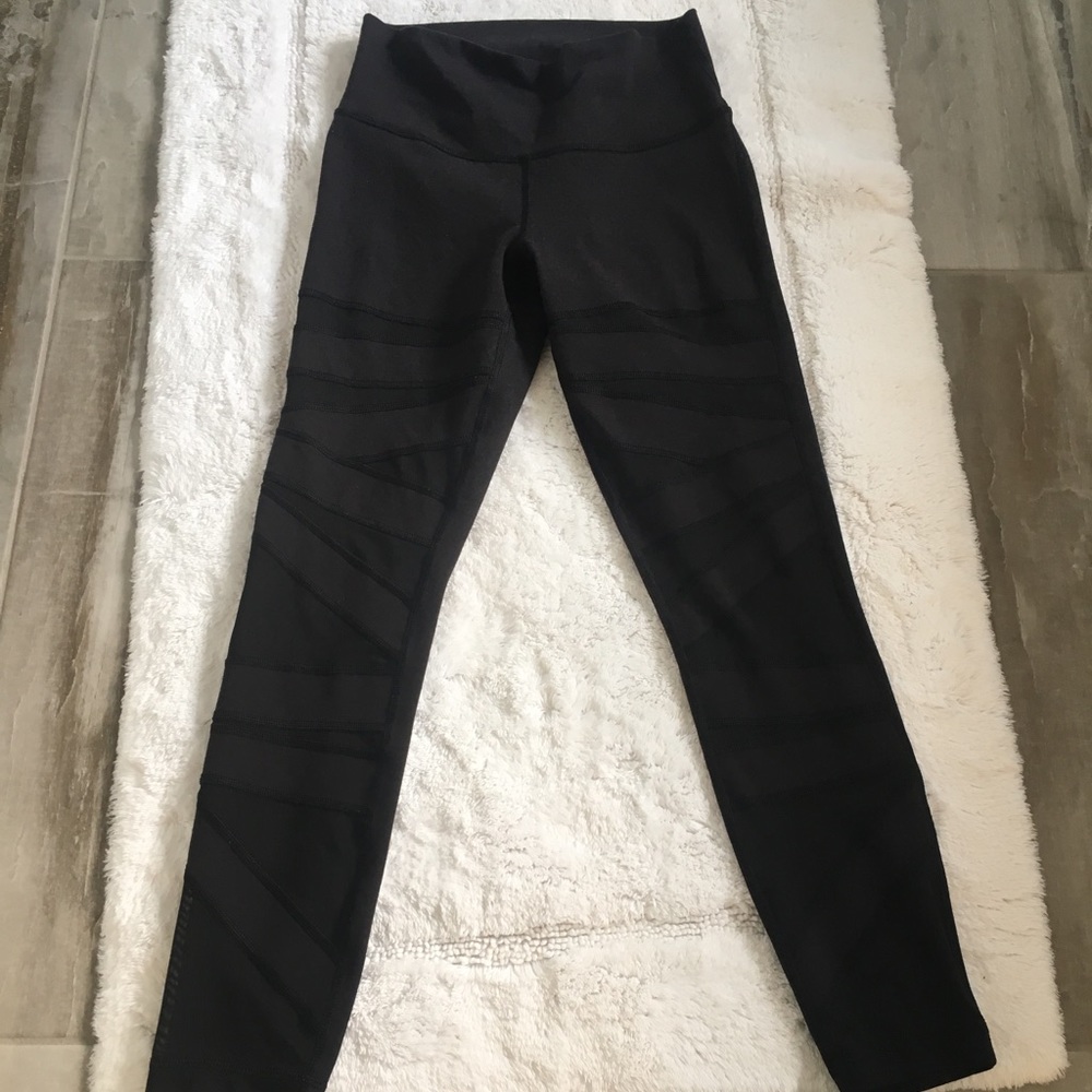 Lululemon High Times Special Edition with Mesh