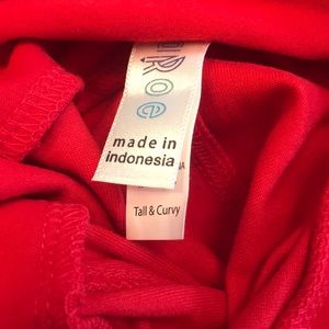 Red lularoe leggings