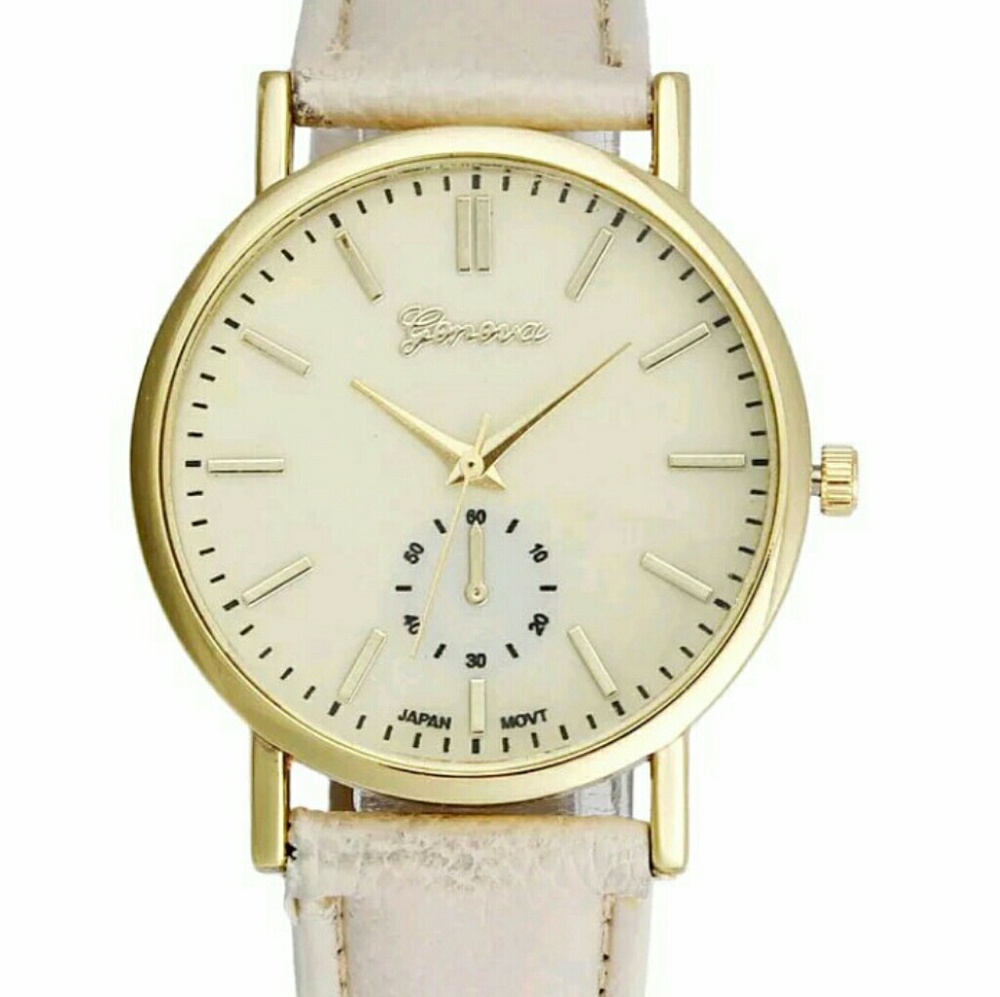 Beige Large face watch with beige faux leather