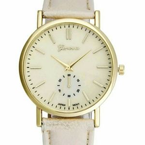 Beige Large face watch with beige faux leather