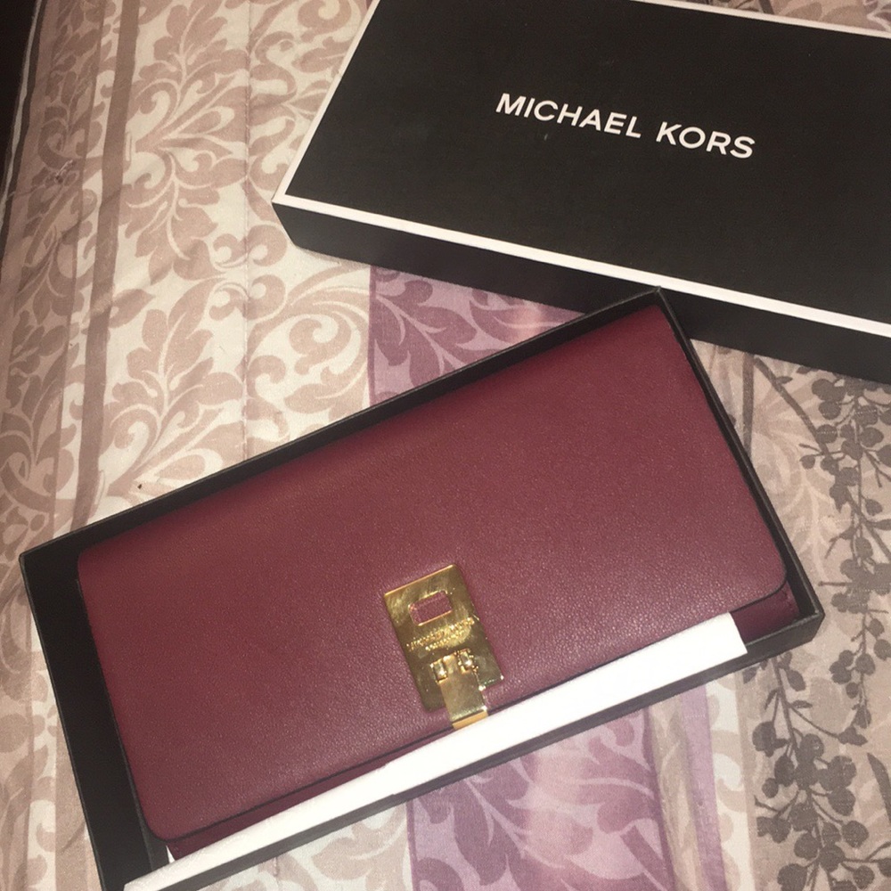 New Michael Kors wallet