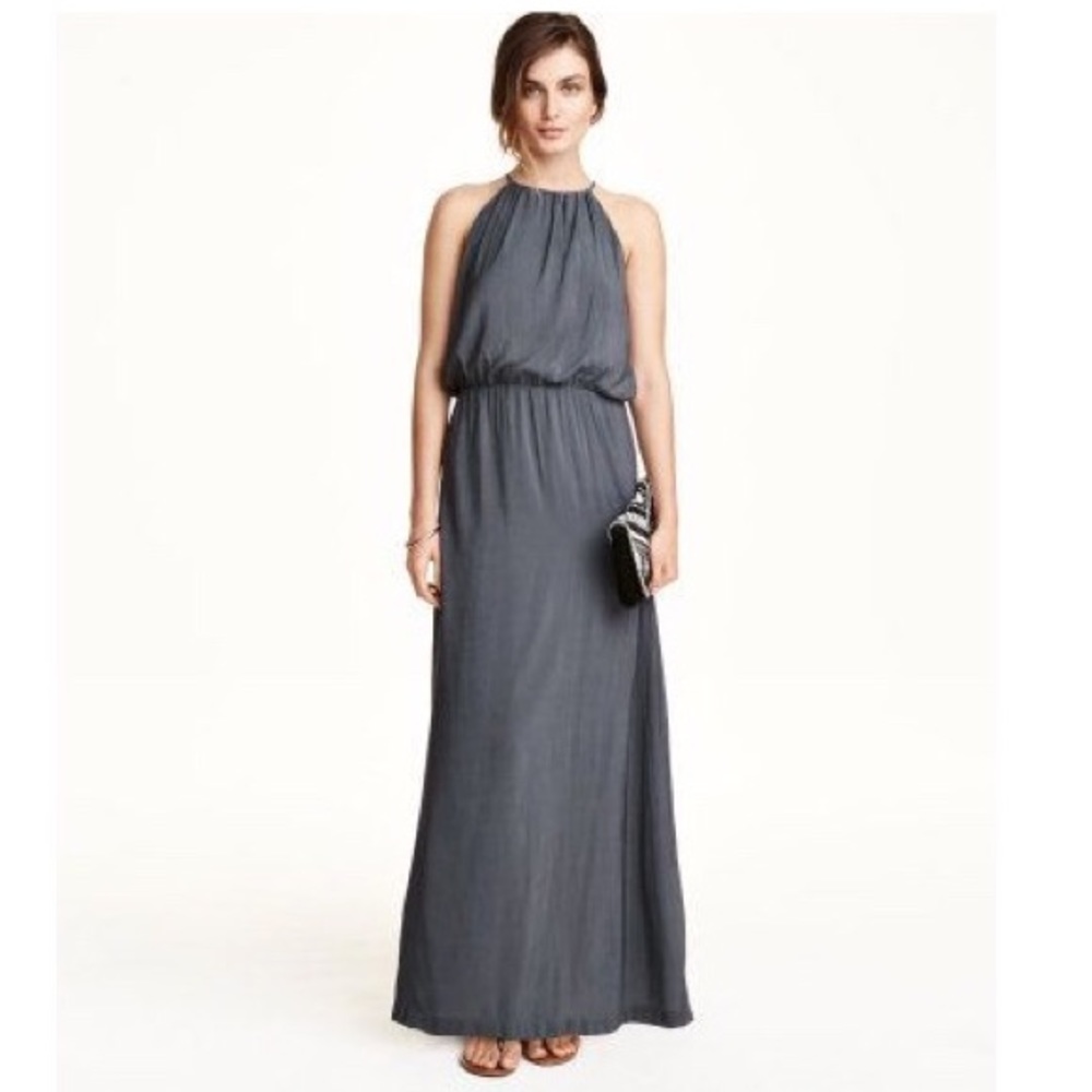 🍾🥂NWT silvery grey maxi strap dress.