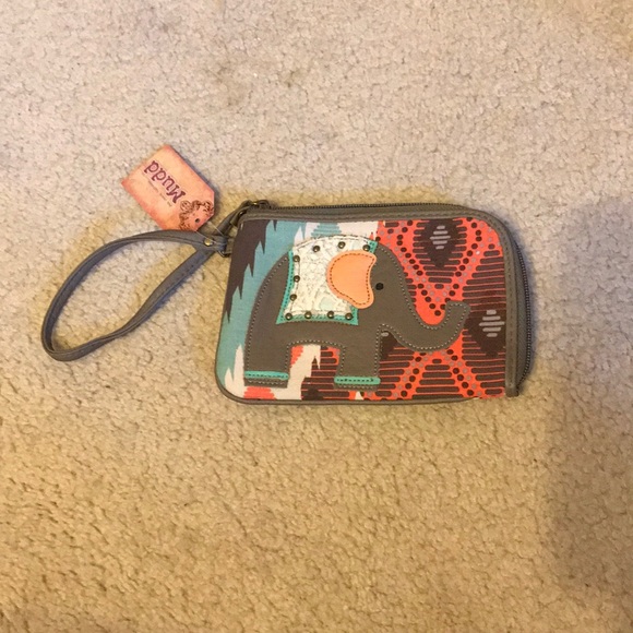 New Mudd Elephant Wristlet - Picture 1 of 3