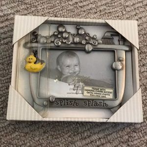 Baby bath tub photo frame with hanging duck charm