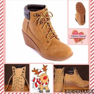 Esprit- Size 8.5 Tan Ankle Boots Lace Up Round Toe