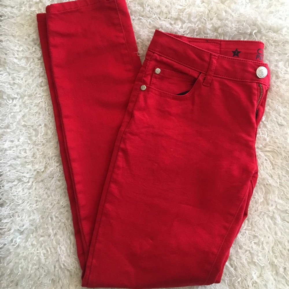 Red Slimming Skinnies! 🌟🌹