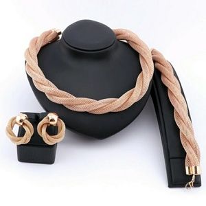 Gold twisted jewelry set