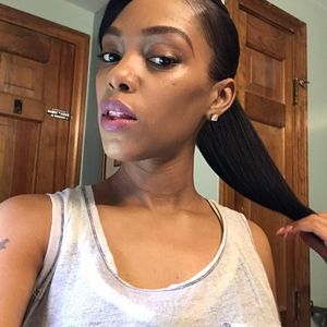 Meet your Posher, Leandra