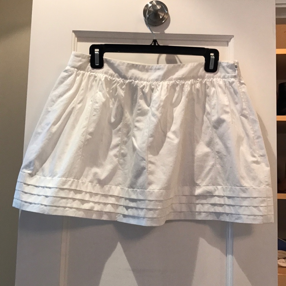 Theory white mini skirt