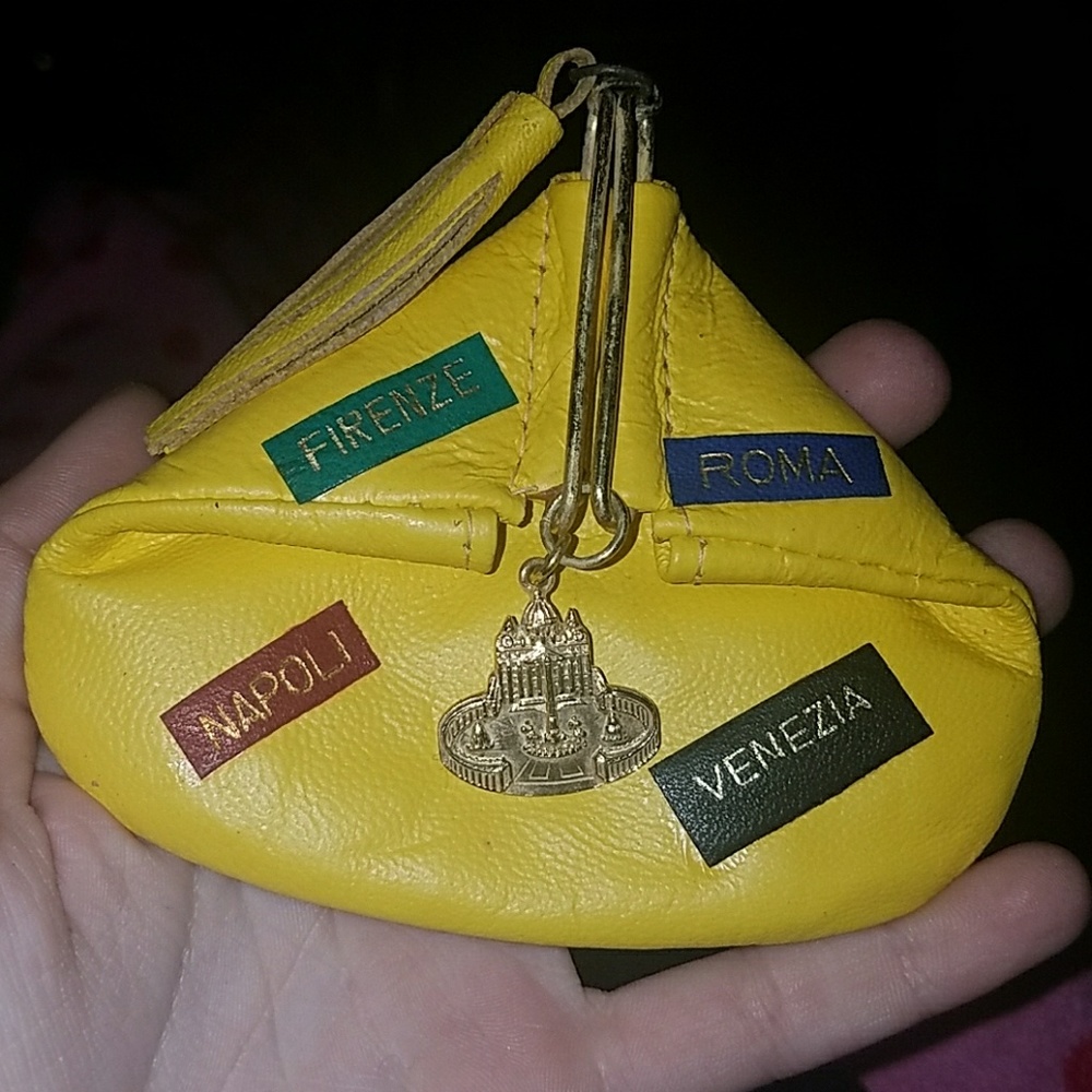Paris wallet
