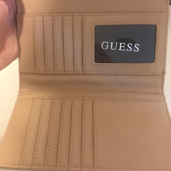 Guess wallet - Picture 4 of 5