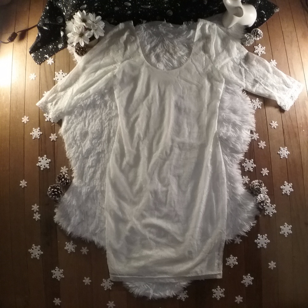 NEW Lace Bodycon Dress