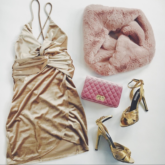 🆕Iris Taupe Nude Gold Velvet Dress - Picture 4 of 8