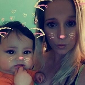 Meet your Posher, Elle