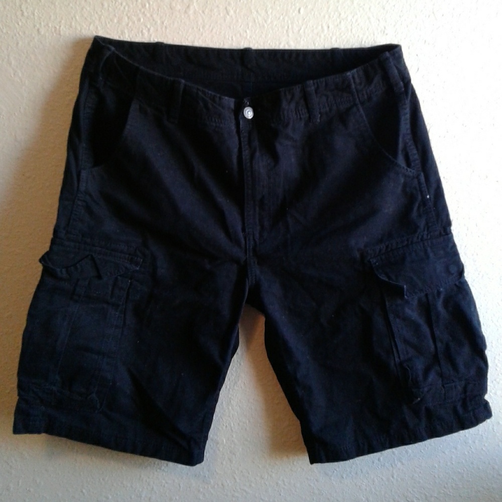 Shorts - Picture 1 of 2