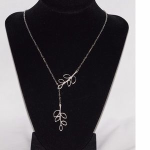 Sale-Women's Silver Plated Leaf Necklace