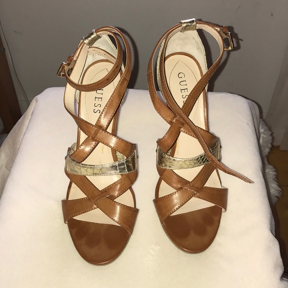 Guess Pump Sandals