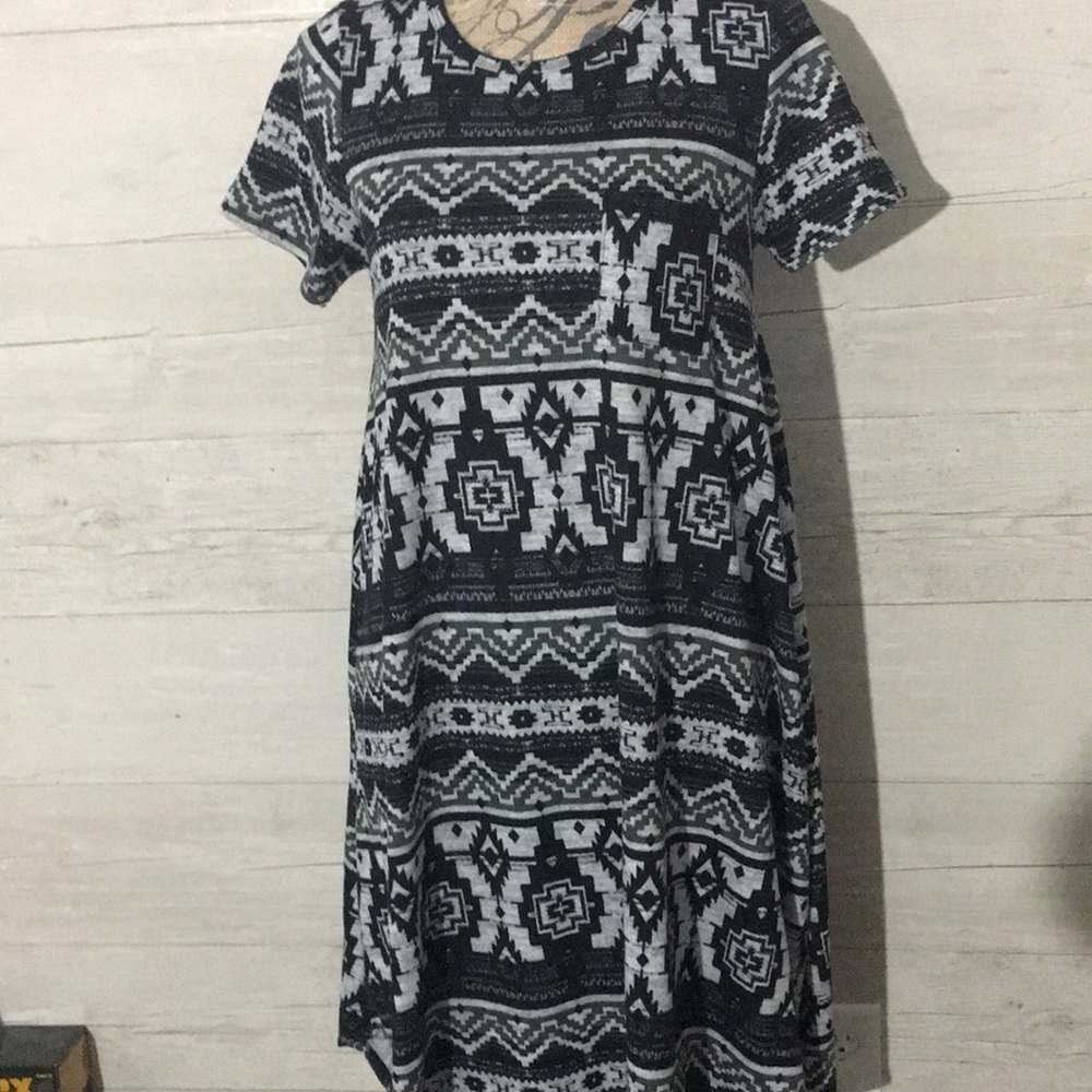 LuLaRoe Sweater Carly XS