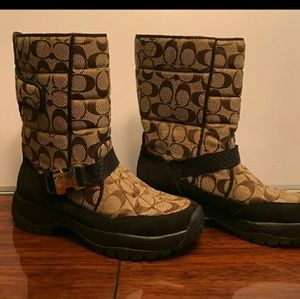 Coach boots