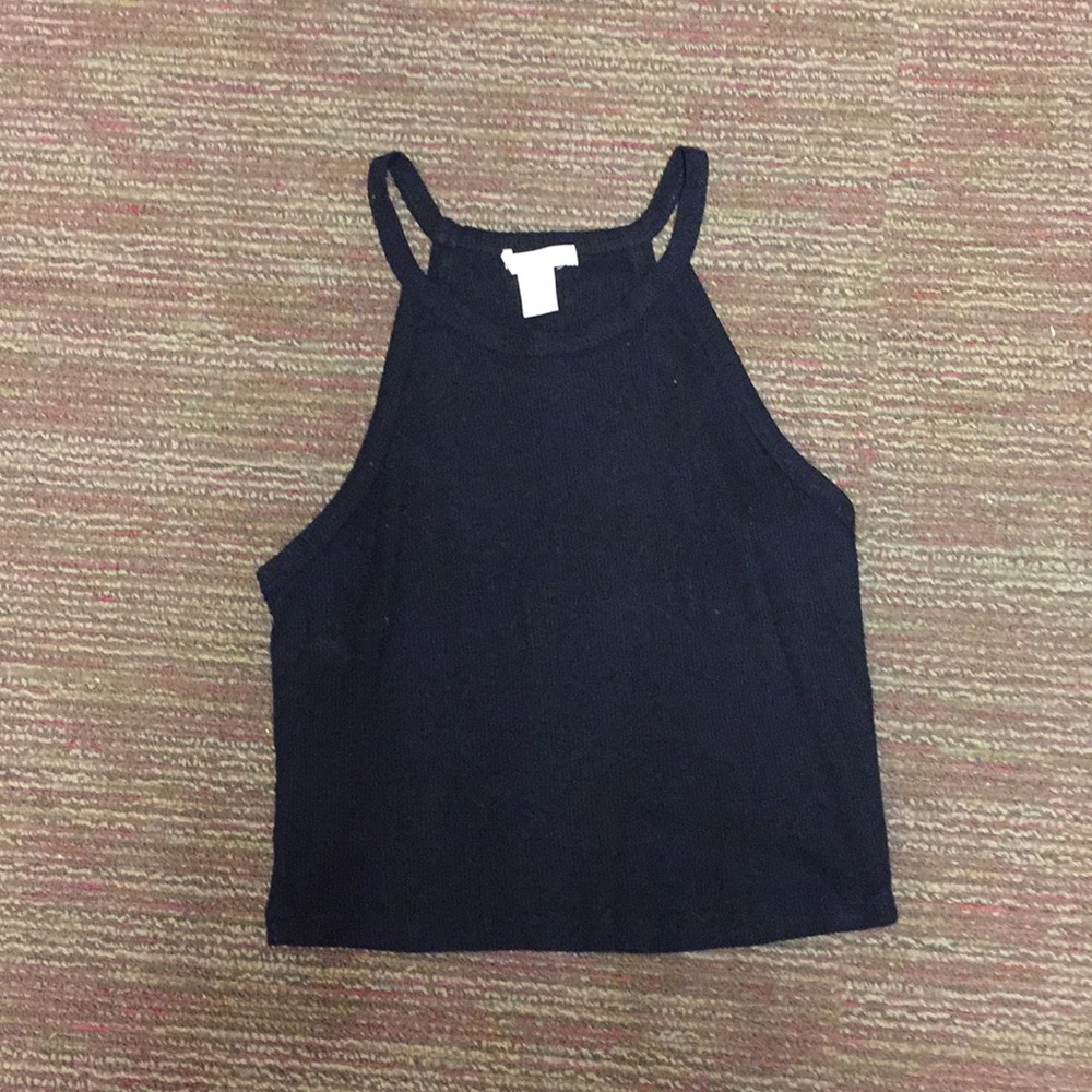 Black crop top