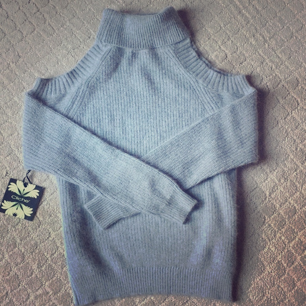 Women’s gray cold-shoulder sweater - S - NWT