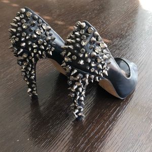 Sam Edelman spike pumps